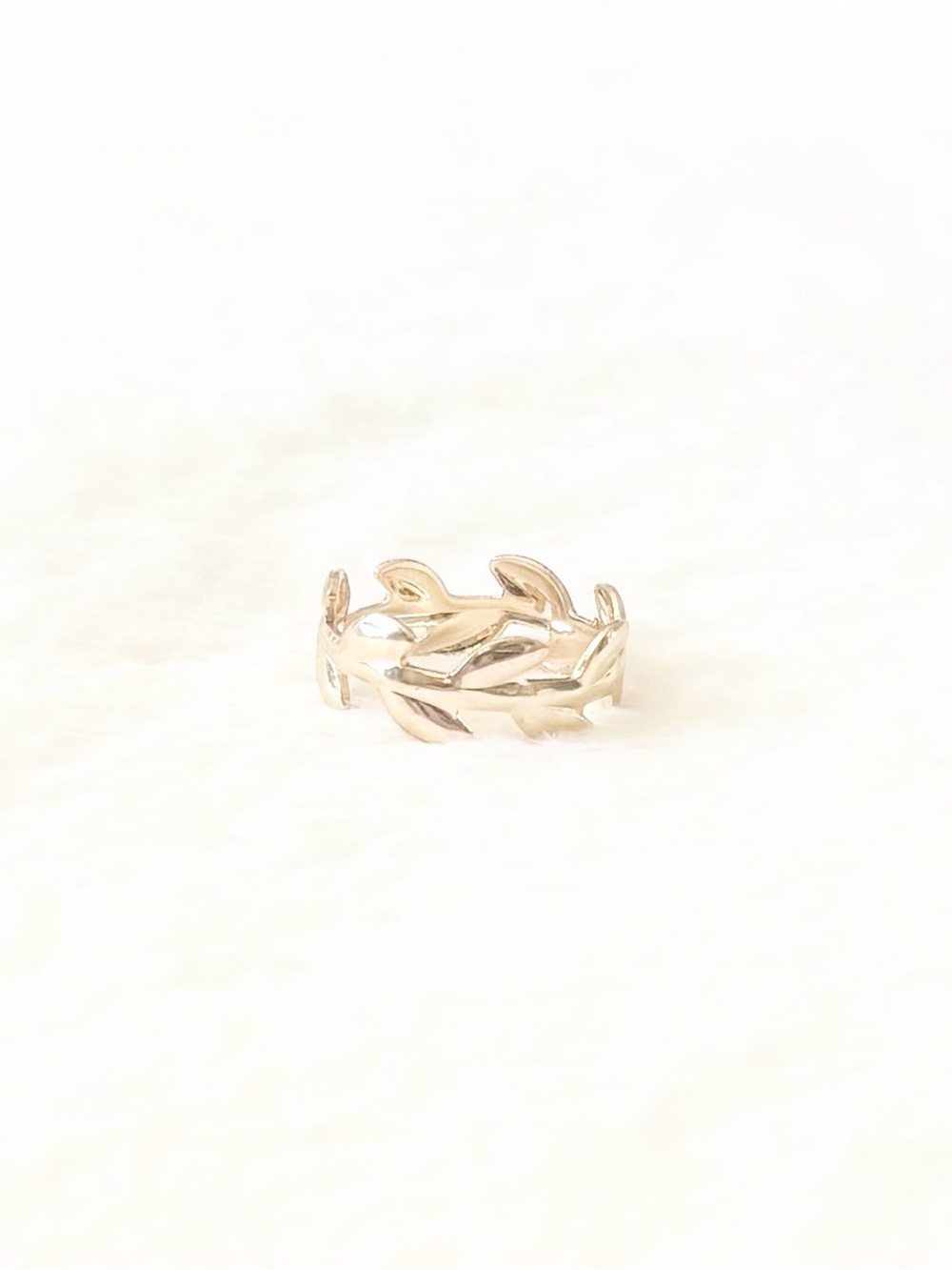 5/$15 🩷 MUST BUNDLE Delicate Gold Leaf Ring - Women Jewelry